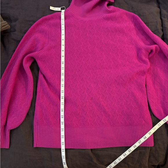 Trina Turk Vibrant Pink Turtleneck Sweater 100% Merino Wool - Picture 8 of 8